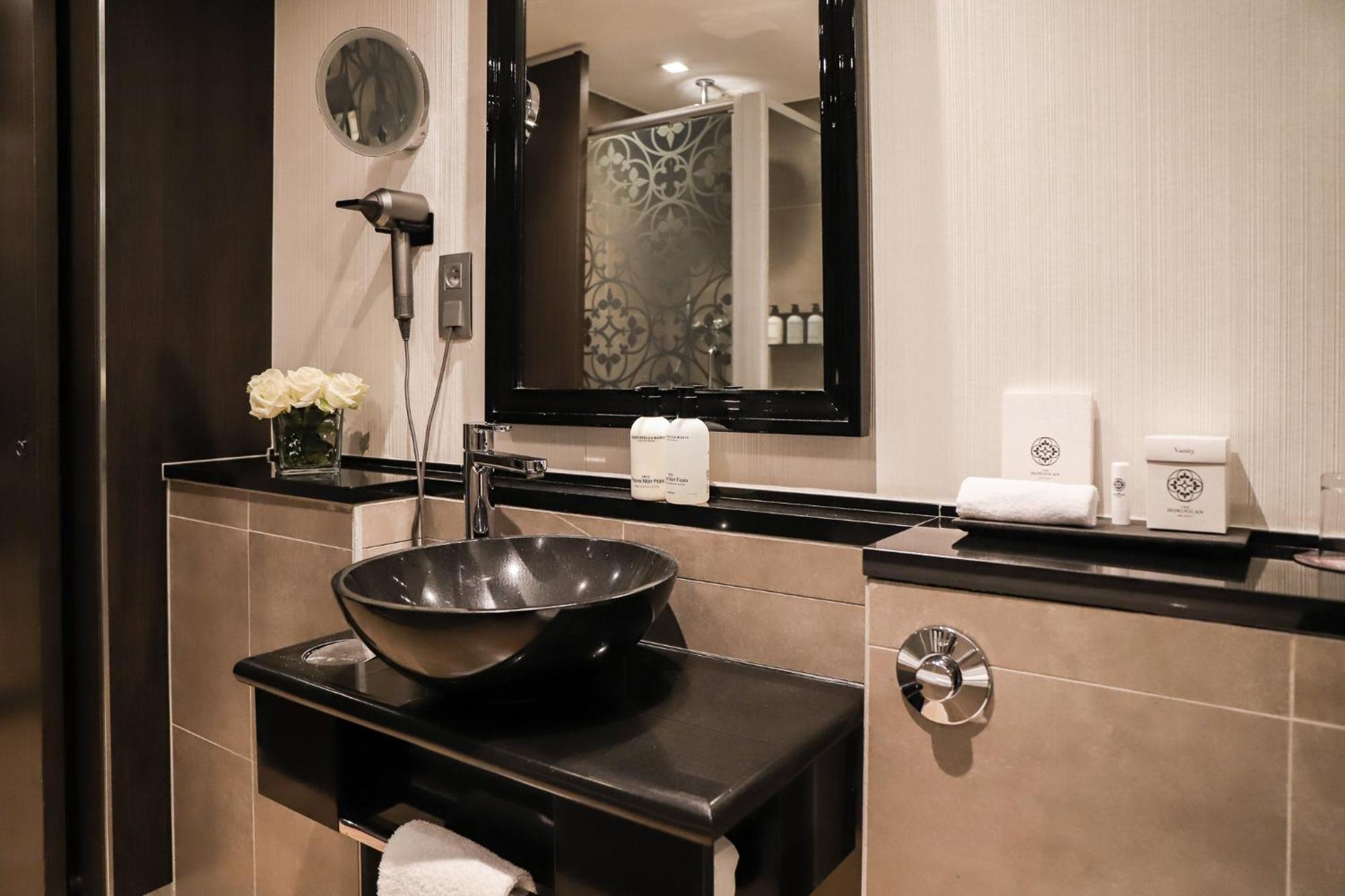 The Dominican, Brussels, A Member Of Design Hotels Экстерьер фото